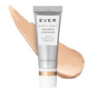 EVER DAYLIGHT TREATMENT CONCEALER WITH LSR10 IN LIGHT 8ML - BNIB